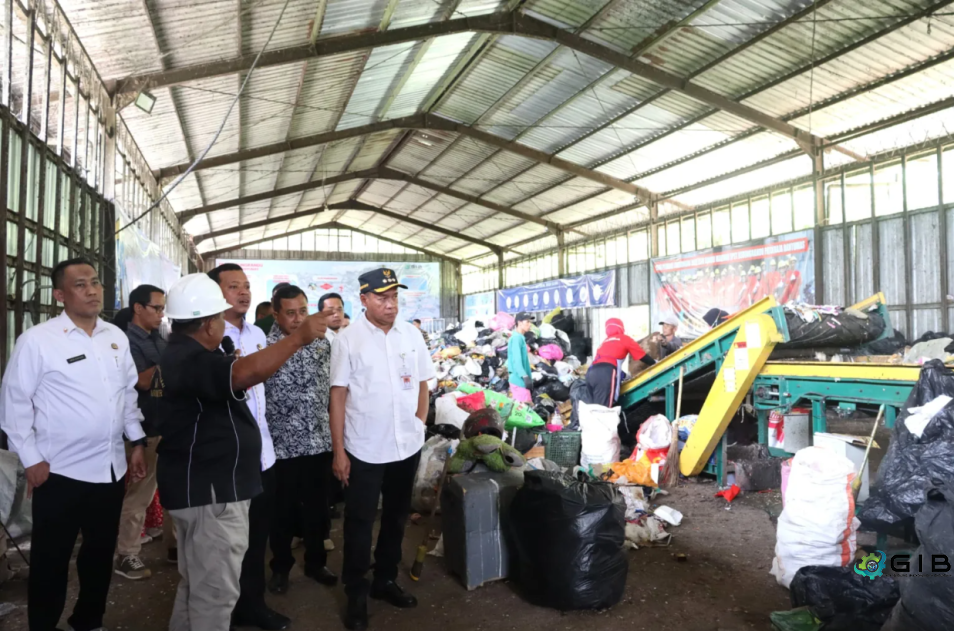 Bupati Pringsewu Studi Tiru Sampah di Banyumas